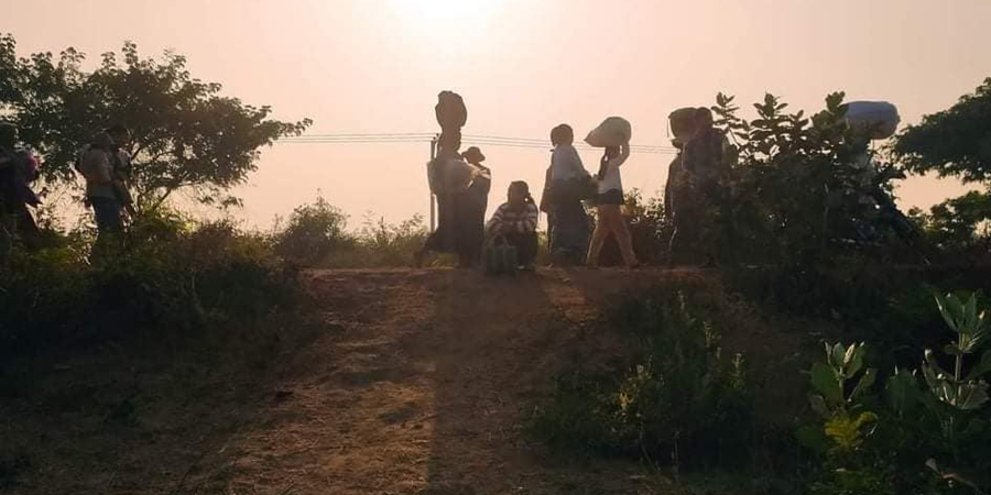 ခင်ဦးမြို့နယ်၌ စစ်တပ် ပစ်ခတ်သဖြင့် ရွာသား ၁ ဦးကျည်ထိမှန်၊ ကလေးမြို့တွင် အမျိုးသမီး ၁ ဦး ဖမ်းဆီးခံရ