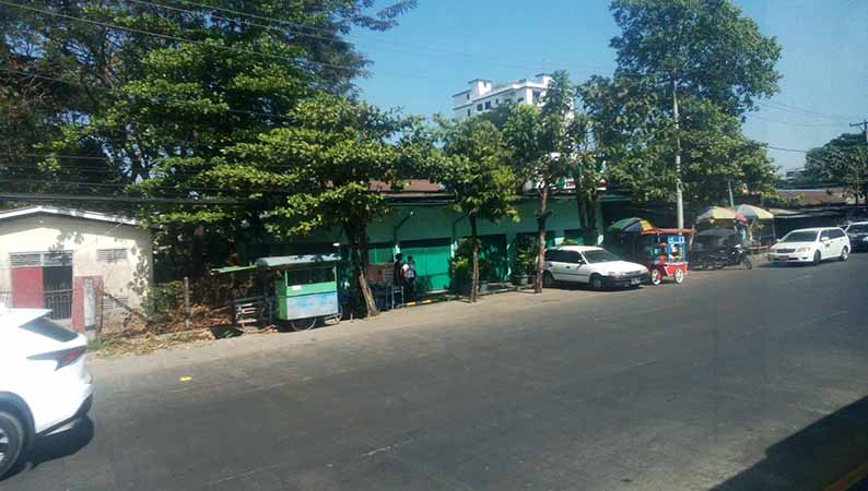 ရန်ကုန် UG လူငယ်အား ဖမ်းဆီးသတ်ဖြတ်ရာတွင် ပါဝင်ခဲ့သည့် ငွေတောင်ဆိုင်ကို ပိတ်ထားပြီး လုံခြုံရေးတင်းကျပ်