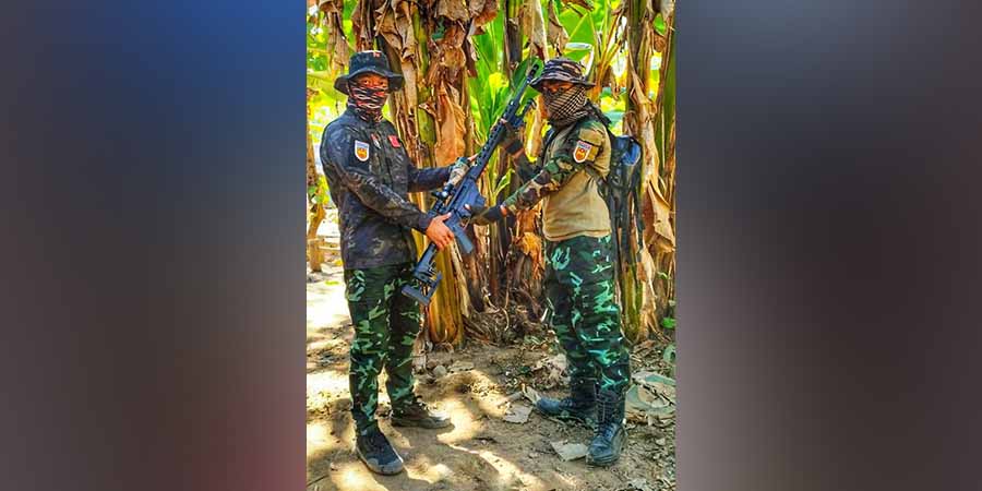 စစ်ကောင်စီတပ်သား ၅၇ ယောက်ကို ပစ်သတ်နိုင်ခဲ့သည့် စနိုက်ပါရဲဘော် ဆုချီးမြှင့်ခံရ