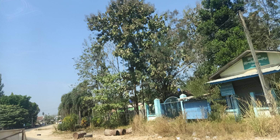 တိုက်ပွဲဖြစ်ပွားပြီးနောက် ဘုရားသုံးဆူမြို့ပေါ်ဆိုင်အားလုံးပိတ်ထားရ