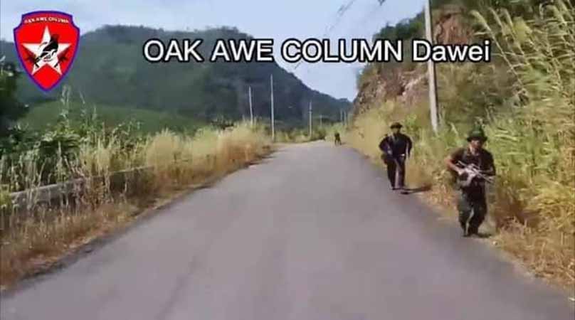 ထားဝယ်-ထီးခီးလမ်းပိုင်းရှိ ကျေးရွာနေလူထုကို စစ်ရေးသတိပေး၊ ဘုတ်ပြင်းတွင် အုပ်ချုပ်ရေးမှူး တဦး ရှင်းလင်းခံရ