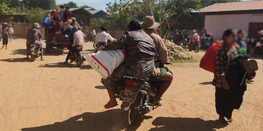 ရွှေဘိုနှင့် ခင်ဦးမြို့နယ်ထဲက ကျေးရွာများကို စစ်တပ်မီးရှို့၊ ဒေသခံသောင်းချီ ထွက်ပြေးနေရ