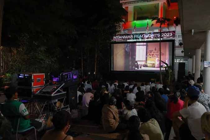 မြန်မာ့နွေဦးတော်လှန်ရေးမှတ်တမ်းရုပ်ရှင်ပြပွဲ ထိုင်းနိုင်ငံတွင်ကျင်းပ