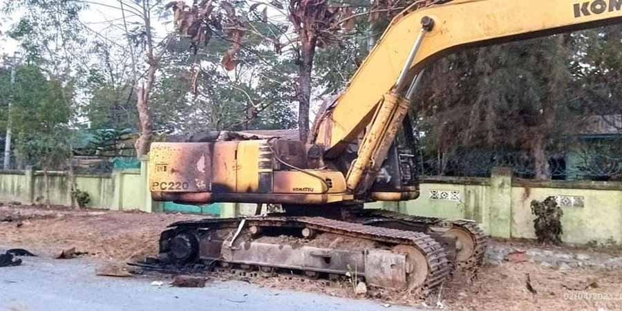 ကလေးမြို့ ခရိုင်ဆည်မြောင်းရုံး မိုင်းခွဲခံရ၊ စစ်တပ်က ပစ်ခတ်သဖြင့် ကန့်ဘလူဒေသခံ ၁ ဦး ဒဏ်ရာရ