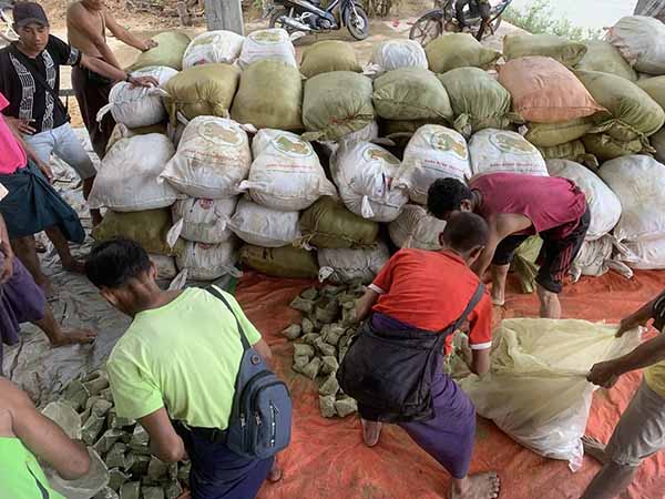 တနင်္သာရီတွင် သိန်း ၇၀၀ ကျော်တန်ဖိုးရှိ ဘိန်းစာမှုန့်များ ဒေသခံကာကွယ်ရေးတပ် ဖမ်းဆီး