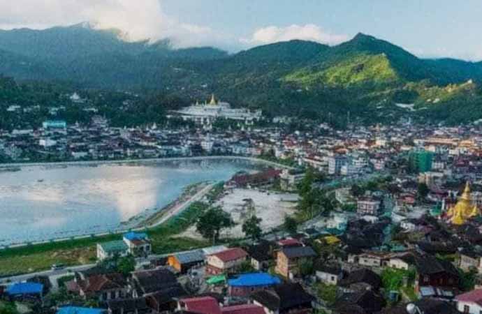 မိုးကုတ်မြို့တွင် ဒုရဲအုပ် ၁ ဦး ပစ်ခတ်ခံရ