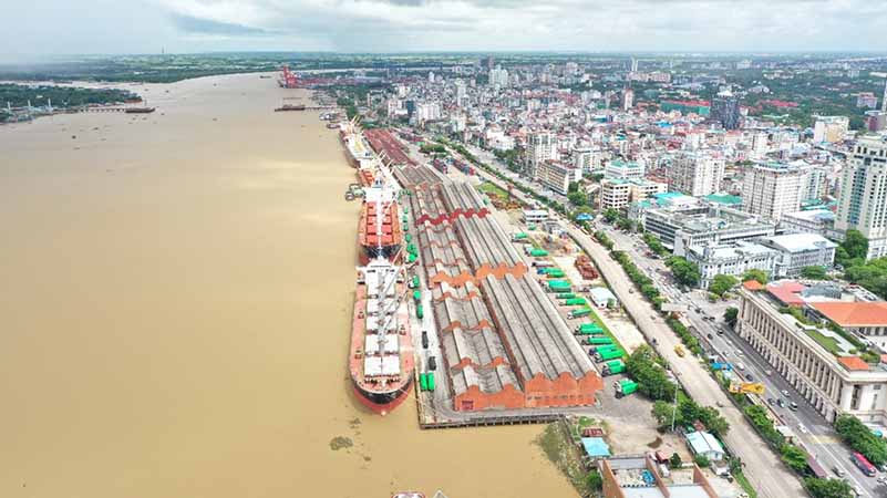 မြန်မာနှင့် ပြည်ပနိုင်ငံများအကြား ပင်လယ်ရေကြောင်းကုန်သွယ်မှု ယမန်နှစ်ကထက် တိုးလာ