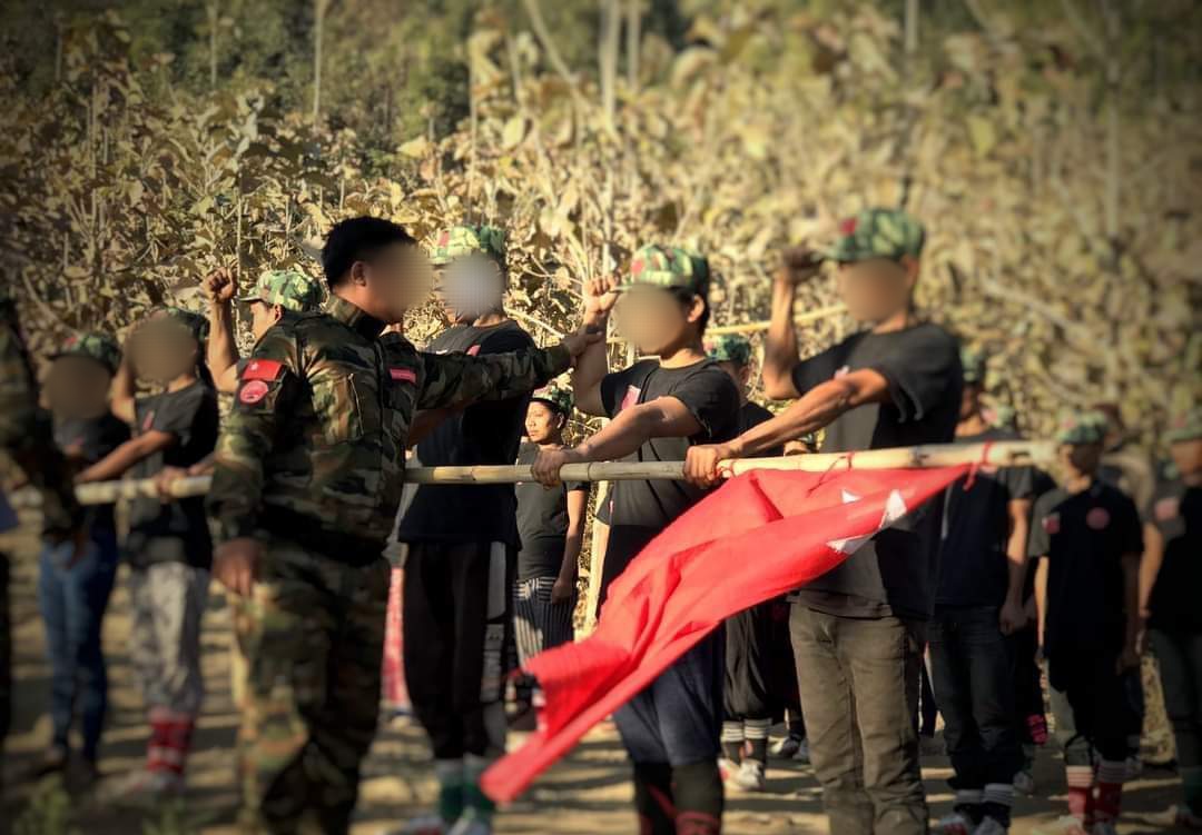 ဆိပ်ဖြူဘာမထီ ပြည်သူ့ကာကွယ်ရေးတပ် အခြေခံစစ်ပညာသင်တန်းဆင်း (ဓာတ်ပုံ)