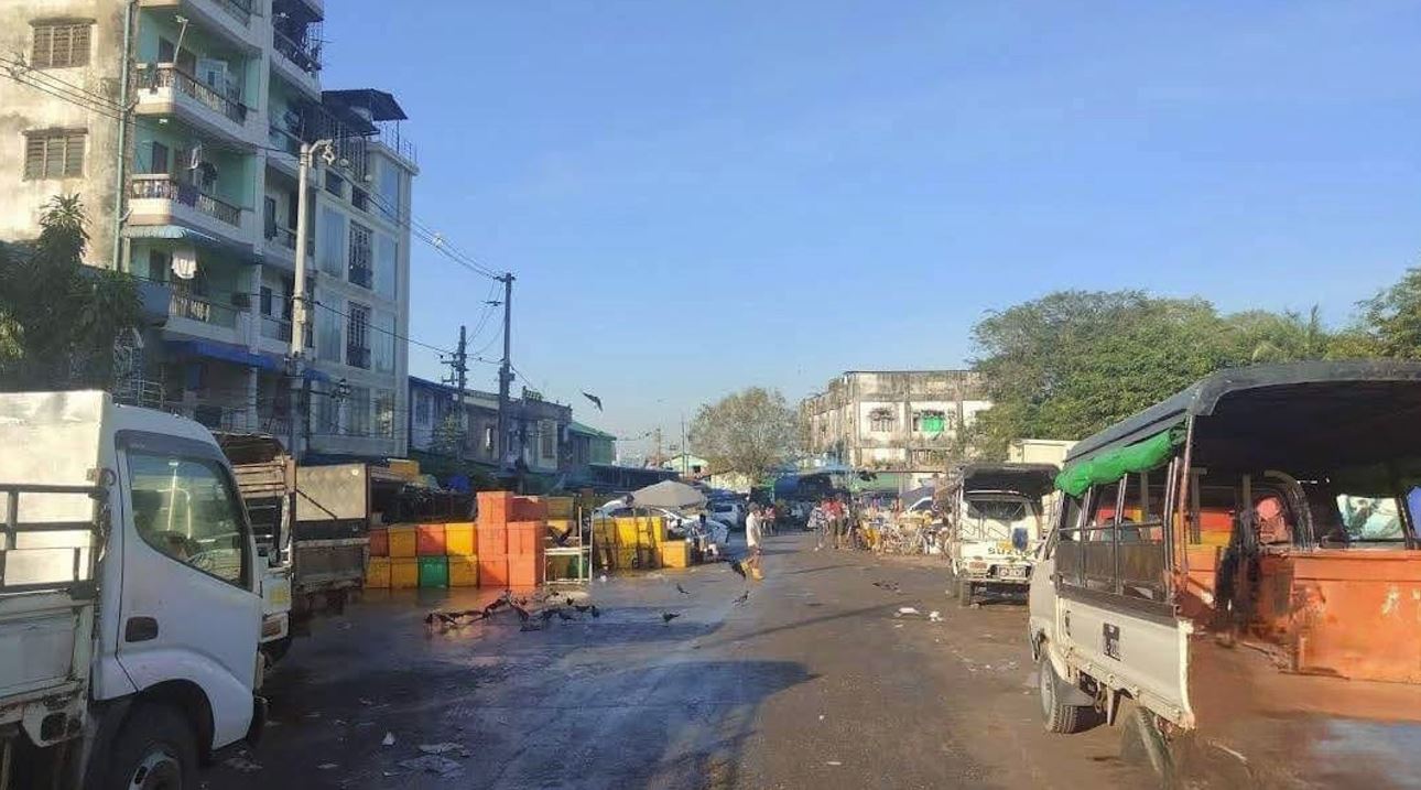 ကြည့်မြင်တိုင်တွင် ဗုံးတွေ့ပြီး စစ်တပ်က ဖောက်ခွဲ၊ လူငယ် ၁ ဦးဖမ်းဆီးခံရ