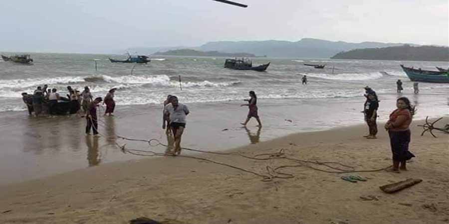 ကျောက်ဖြူဒေသခံများ ငါးဖမ်းခွင့်ပိတ်ခံရ