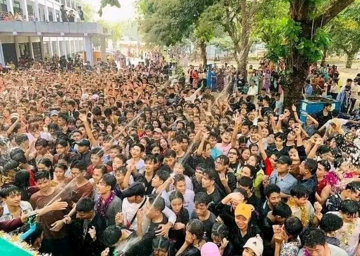 ရန်ကုန်ပညာရေးတက္ကသိုလ်(YUOE)တွင် သင်္ကြန်ပွဲ ကျင်းပ