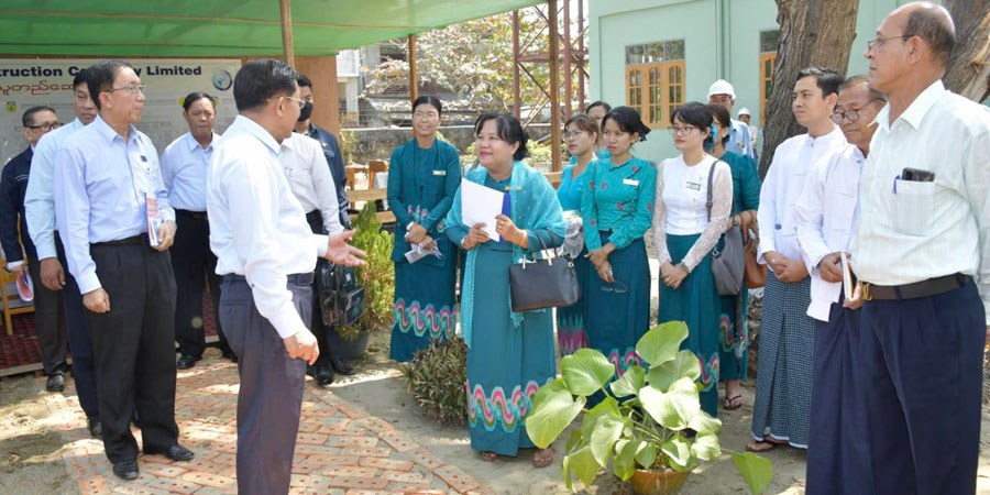 ပုဂ္ဂလိကျောင်းများတွင် အနောက်တိုင်း ဒီမိုကရေစီယဉ်ကျေးမှု သင်ကြားပါက အရေးယူရန် စစ်ခေါင်းဆောင် ညွှန်ကြား