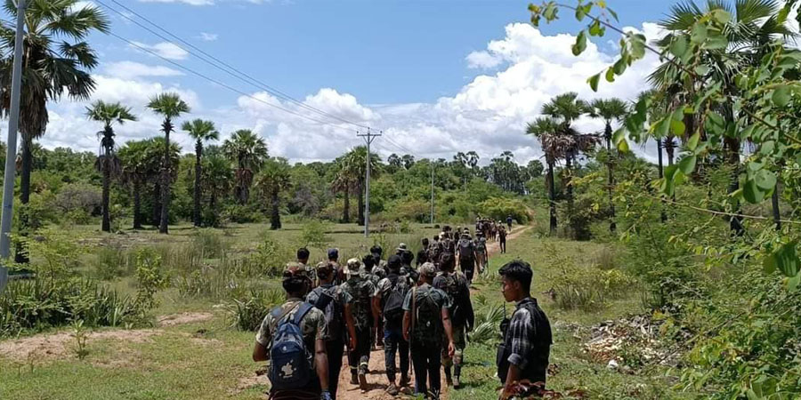 ပခုက္ကူနှင့် ရေစကြိုတွင် စစ်ကောင်စီယာဉ်တန်းများ မိုင်းဆွဲတိုက်ခိုက်ခံရ