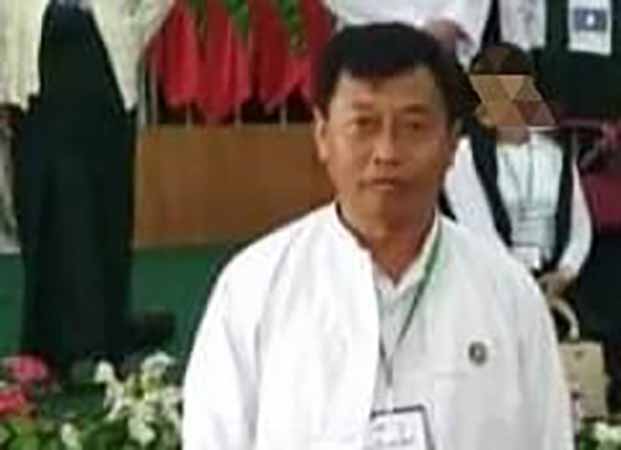နတ်မောက်မြို့နယ်ပညာရေးမှူးကို  ဒေသခံပြောက်ကျားတပ်ဖွဲ့က သေနတ်ဖြင့် ပစ်သတ်