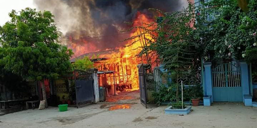 ပြည်မြို့တွင် မီးလောင်၊ နေအိမ် ၄ လုံးနှင့် ကား၊ ဆိုင်ကယ် ပျက်စီးဆုံးရှုံး