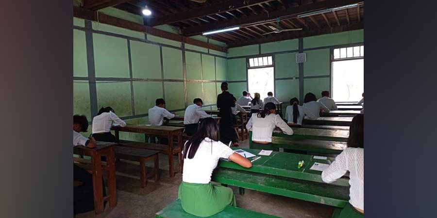 နေပြည်တော်တွင် တက္ကသိုလ်ဝင်စာမေးပွဲ  ၆၀၀၀ ကျော် ဝင်ဖြေ