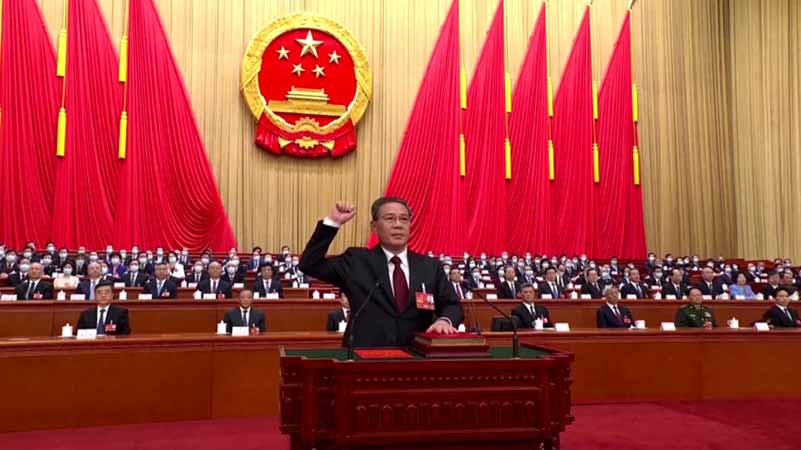 တရုတ်ဝန်ကြီးချုပ်သစ် လီချန်း ကျမ်းသစ္စာဆို