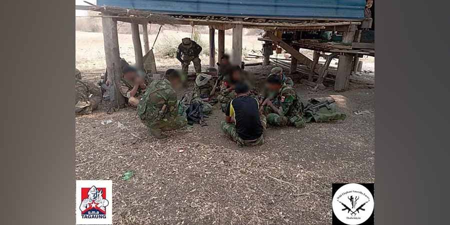 သပိတ်ကျင်းတွင် စစ်တပ်ယာဥ်တန်း ၃ ကြိမ် မိုင်းဆွဲတိုက်ခိုက်ခံရ၊ ထိခိုက်သေဆုံးမှုရှိ