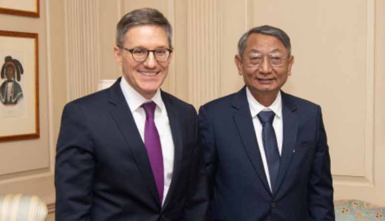 နိုင်ငံတကာအကူအညီရရှိရေး CRPH ဥက္ကဋ္ဌနှင့် အမေရိကန်နိုင်ငံခြားရေးအတိုင်ပင်ခံပုဂ္ဂိုလ်တို့ တွေ့ဆုံ ဆွေးနွေး