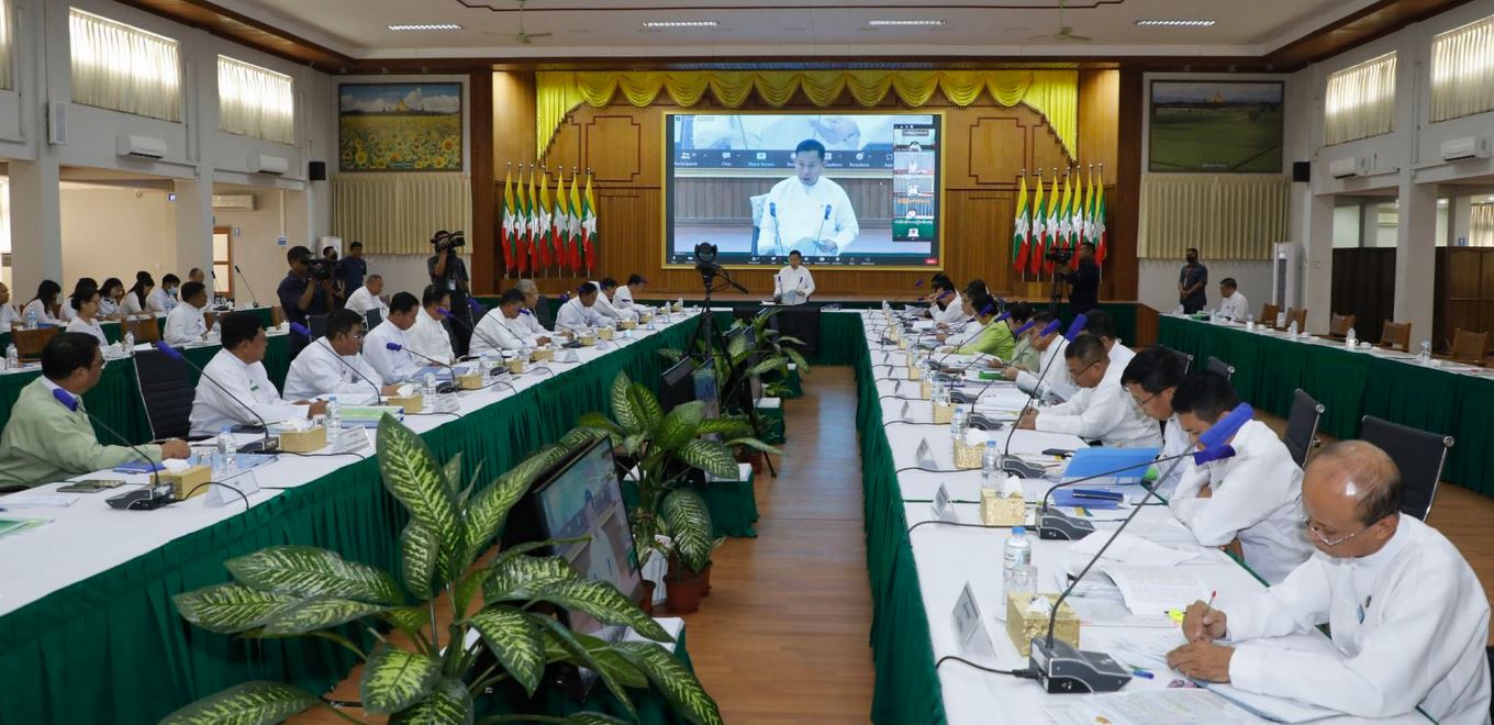 တောင်သူလယ်သမားအကျိုးစီးပွား ကာကွယ်နိုင်ရေး တပ်ပိုင်မြေမကျူးကျော်ရ ဆိုင်းဘုတ် အရင်ဆုံးဖြုတ်ချပေးရန် တောင်းဆို