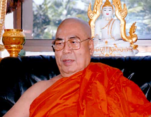 ေက်ာင္းခ်ိပ္ပိတ္ခံရမႈ ပီနန္ဆရာေတာ္ဘုရားႀကီးႏွင့္ ေမးျမန္းခ်က္
