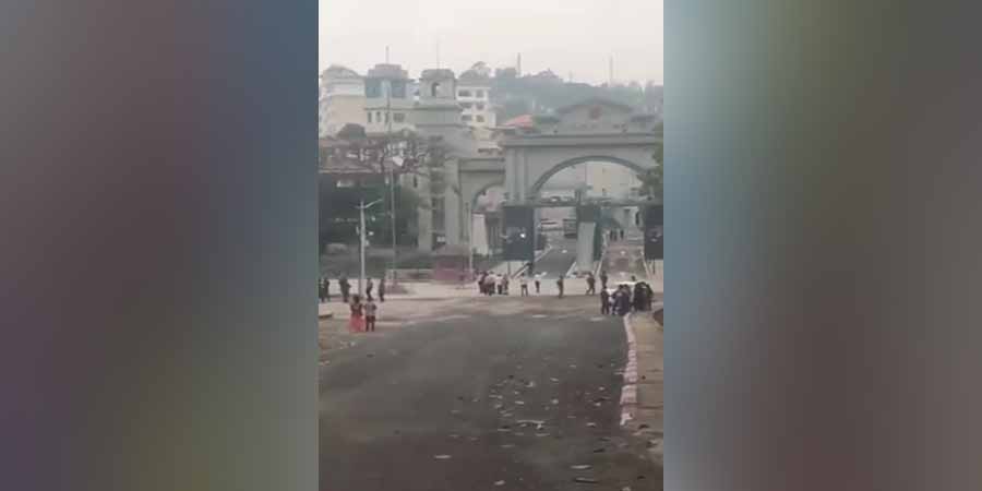ကြူကုတ် (ပန်ဆိုင်း) - ဝမ်တိန်ဂိတ်တွင် ကုန်ကားများ အဝင်အထွက် ပြန်ခွင့်ပြု