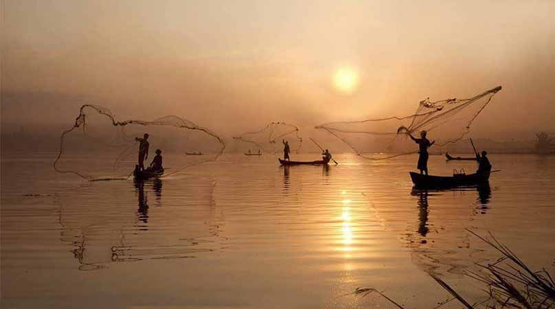 ရခိုင်ပြည်နယ်ရှိ ငါးဖမ်းလုပ်ငန်းလုပ်ကိုင်သူများကို ငွေကျပ် သိန်း ၁၀,၀၀၀ ကျော် ထုတ်ချေး