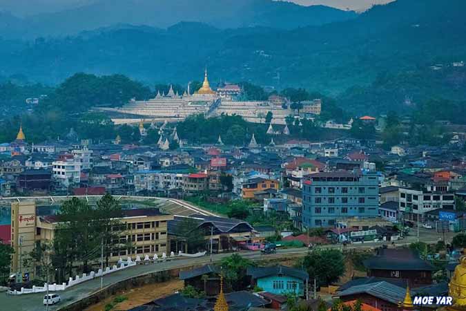 မိုးကုတ်တွင် မီတာခမပေးနိုင်သည့်အိမ်များကို  စစ်ကောင်စီက မီးဖြတ်