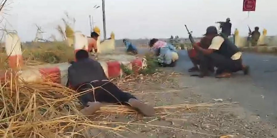 ရေစကြိုနှင့် မြိုင်မြို့တို့တွင် စစ်ကောင်စီတပ် တိုက်ခိုက်ခံရ၊ စစ်တပ်မီးရှို့သဖြင့် ကင်ပွန်းခြုံရွာ အိမ်ခြေ ၁၀၀ ကျော်ဆုံးရှုံး