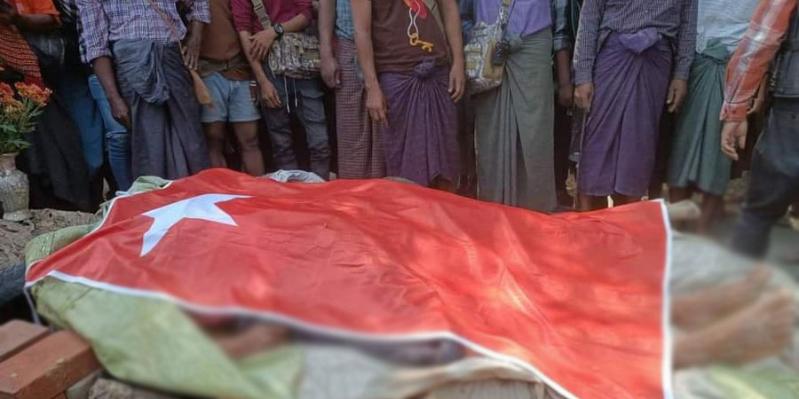 တပ်ခွဲ ၃ စခန်း စီးနင်းခံရပြီး ဗိုလ်ဆင်ရိုင်း ကျဆုံး၊ ကန့်ဘလူဒေသခံတဦးကို စစ်တပ်က ပစ်သတ်