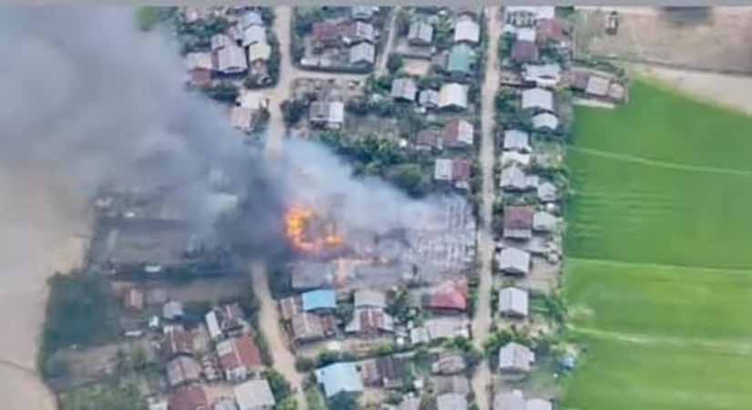 ဗန်းမောက်နှင့် ရွှေကူတွင် တိုက်ပွဲဖြစ်၊ စစ်တပ်က လေယာဉ်ဖြင့် ဗုံးကြဲ