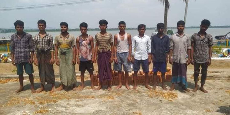 သံလွင်မြစ်အတွင်း စက်လှေဖြင့်လိုက်ပါလာသည့် ရိုဟင်ဂျာ ၁၂၈ ဦး ဖမ်းဆီးခံရ