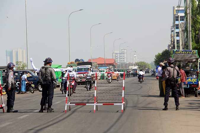 ဘုတ်ပြင်းမြို့နယ်၌ ရွာသား ၈ ဦးကို စစ်တပ်ကဖမ်းဆီး၊ မြိတ်မြို့တွင် ဆိုင်ကယ်များကို ဖမ်းဆီး ငွေညှစ်နေ
