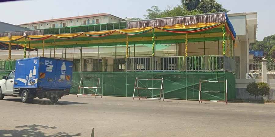 စစ်ကောင်စီ ရုံးစိုက်နေရာများတွင် မဏ္ဍပ်များ တည်ဆောက်ထား