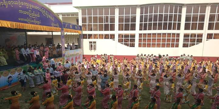 လွိုင်ကော် ပြည်နယ်အစိုးရရုံးမဏ္ဍပ် ဒရုန်းဖြင့် ဗုံးကြဲခံရ၊ စစ်ကောင်စီအရာရှိ အပါအဝင် ၂၀ ကျော် ဒဏ်ရာရ