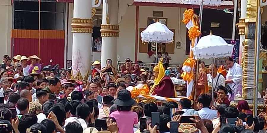 မိုင်းဖုန်းဆရာတော် ‘ဝ’ နှင့် ကိုးကန့်ဒေသသို့ ကြွရောက် တရားဟော