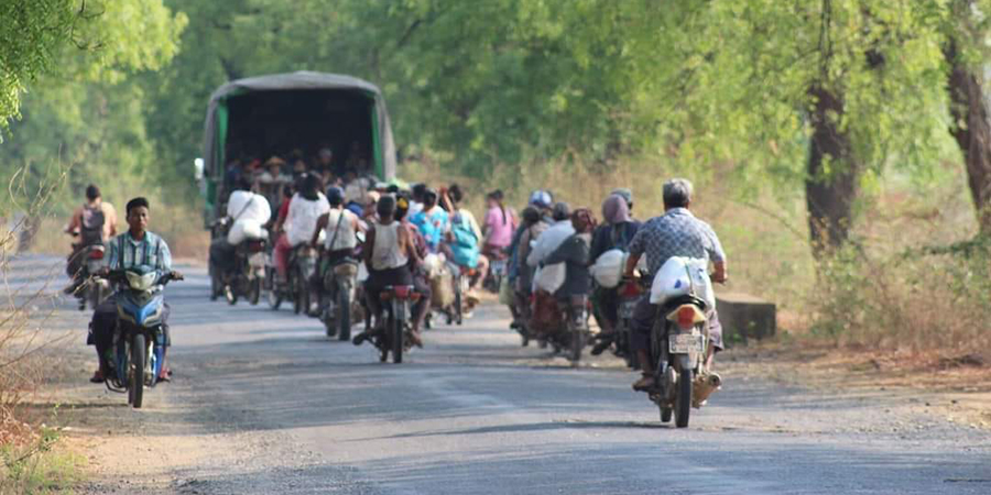 ဆားလင်းကြီးနှင့် ခင်ဦးမြို့နယ်တို့တွင် ဒေသခံထောင်ချီစစ်ဘေးရှောင်၊ ထီးချိုင့်မြို့နယ်၌ ရွာသား ၂ ဦးကို စစ်တပ်က သတ်ဖြတ်
