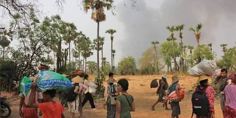 ဗန်းမော်မြို့နယ်နှင့် ခင်ဦးမြို့နယ်တို့တွင် စစ်တပ်က ၂ ရက်ဆက်တိုက် ရွာမီးရှို့၊ မြို့သစ်ကျေးရွာက အိမ်ခြေ ၄၀၀ ကျော် ပျက်စီး