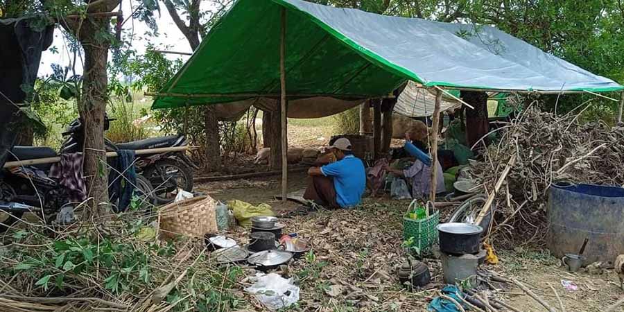 ထီးချိုင့် စစ်ဘေးဒုက္ခသည်များ အပူဒဏ်ကြောင့် သေဆုံးမှုများရှိနေ