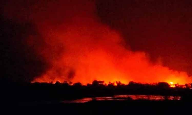 အရာတော်နှင့်စဥ့်ကူးမြို့နယ် ကျေးရွာအချို့ကို စစ်တပ်က မီးရှို့၊ ရွှေဘို၌ စစ်ကောင်စီစစ်ကြောင်း ၃ ကြိမ် တိုက်ခိုက်ခံရ