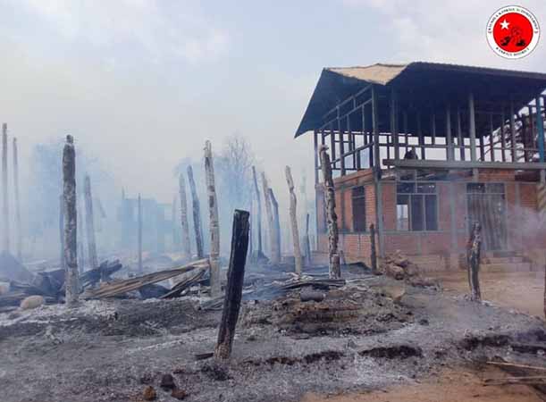 ကန့်ဘလူ ထောက်ရှာအိုင်ရွာသားများကို စစ်တပ်ကဖမ်းဆီးပြီး နေအိမ်မီးရှို့၊ ဆားတောင်ရဲစခန်း ဒရုန်းဖြင့် တိုက်ခိုက်ခံရ