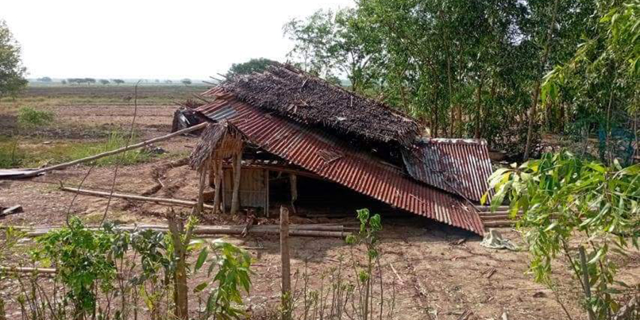 ‌ကျောင်းကုန်းမြို့နယ်တွင် မိုးသည်းထန် လေပြင်းတိုက်ပြီး နေအိမ် ၂၀ ကျော် ပျက်စီး