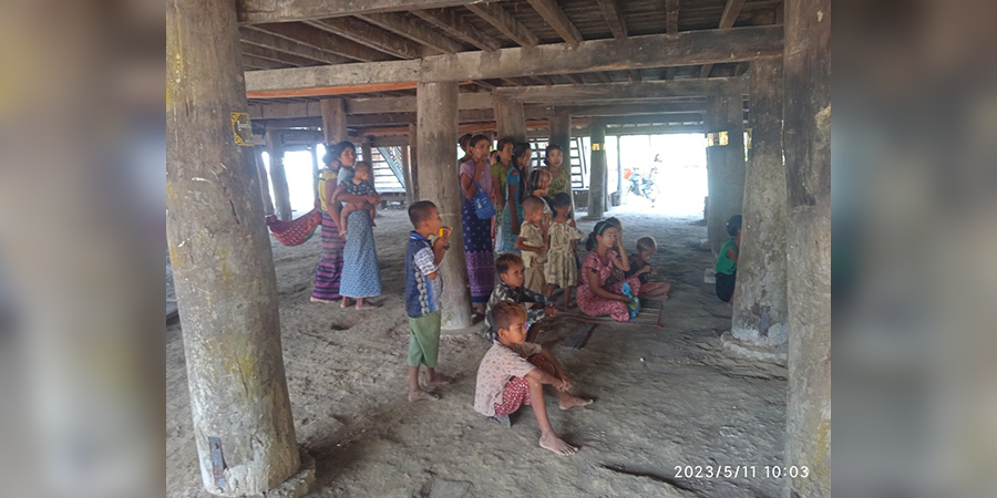 မြေပုံမြို့နယ်၊ ငမန်းရဲကျွန်းရှိ ကျေးရွာ ၁၃ ရွာကို မုန်တိုင်းဘေးလွတ်ရာသို့ ရက္ခိုင့်တပ်တော် ရွှေ့ပြောင်းပေး