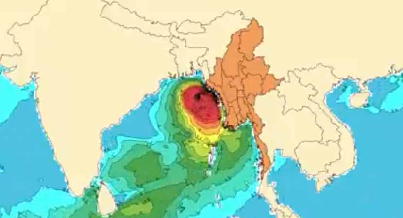 မိုခါ ဆိုင်ကလုန်းမုန်တိုင်း ယနေ့ ရခိုင်ကမ်းရိုးတန်းကိုစတင်ဖြတ်ကျော်၊ နေ့လယ်ပိုင်းတွင် စစ်တွေကို ဖြတ်မည်