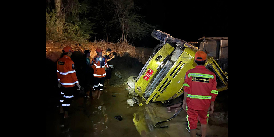 မိတ္ထီလာတွင် မြေသယ်ကားချောက်ထဲကျပြီး ယာဉ်မောင်းသေဆုံး