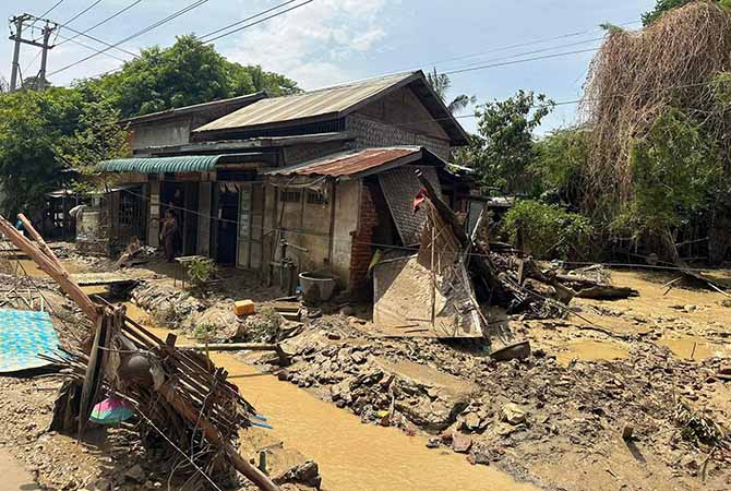 ဆင်ဖြူကျွန်း စလင်းချောင်းအနီး ရေဘေးသင့်ရွာများ ပြန်ထူထောင်ရန် အကူအညီများ လိုအပ်နေ