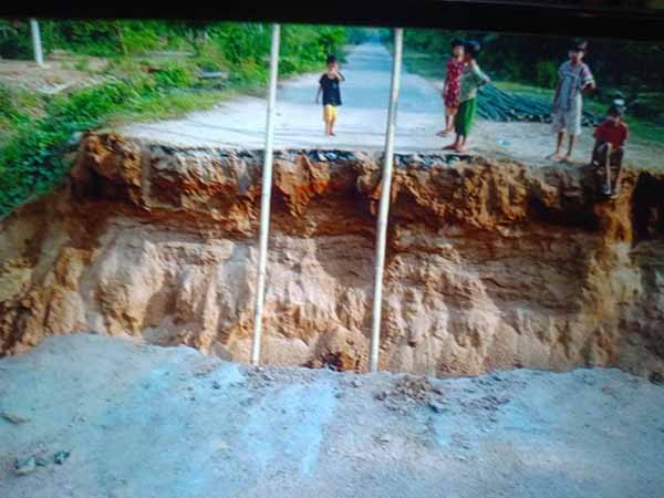 KNLA တပ်မဟာ ၁  ထိန်းချုပ်နယ်မြေရှိ ရွာချင်းဆက်လမ်းကို  စစ်တပ်က ထပ်မံဖျက်ဆီး