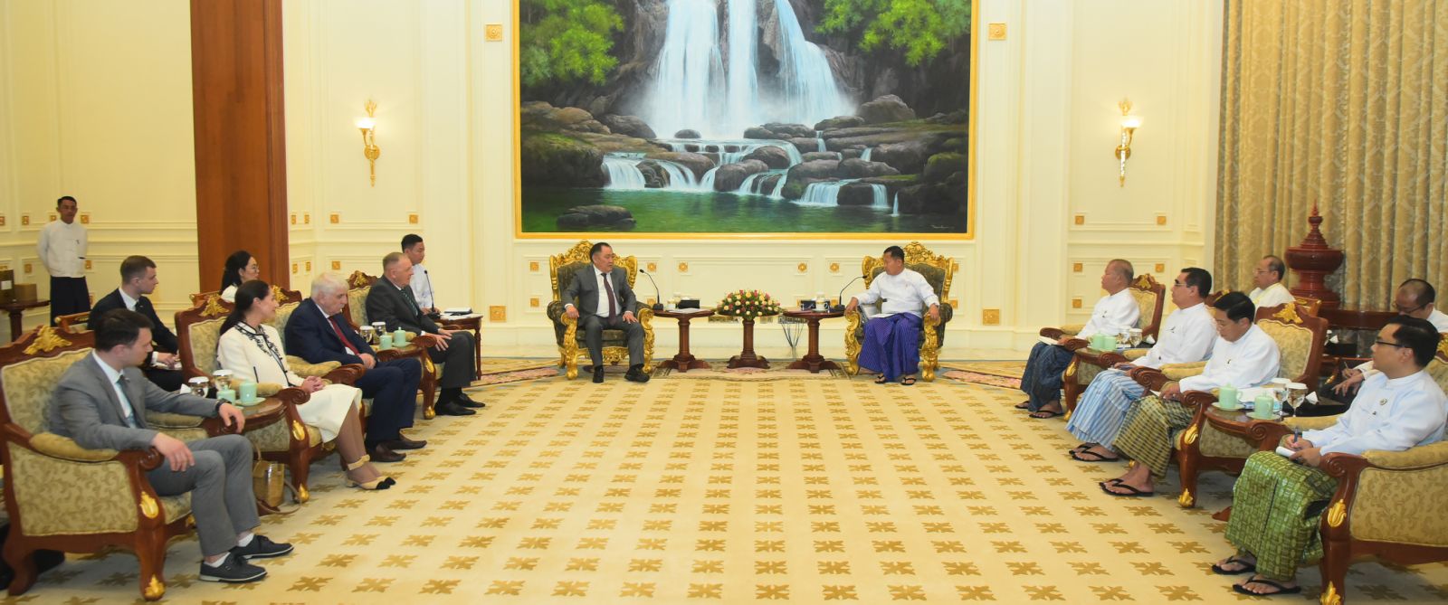 တရုတ်စစ်ထောက်လှမ်းရေး ညွှန်မှူးနှင့် စစ်ကောင်စီ ဒုခေါင်းဆောင်တို့ နေပြည်တော်၌ တွေ့ဆုံဆွေးနွေး