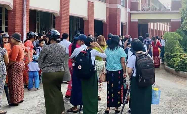 တက္ကသိုလ်ဝင်တန်းစာမေးပွဲအောင်စာရင်း ကြိုသိရမည်ဆိုပြီး အွန်လိုင်းမှငွေကြေးလိမ်လည်