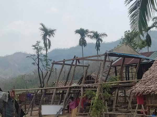ရသေ့တောင်နှင့် ဘူးသီးတောင်ရှိ မုန်တိုင်းသင့် မြိုတိုင်းရင်းသားများ အကူညီလိုအပ်နေ